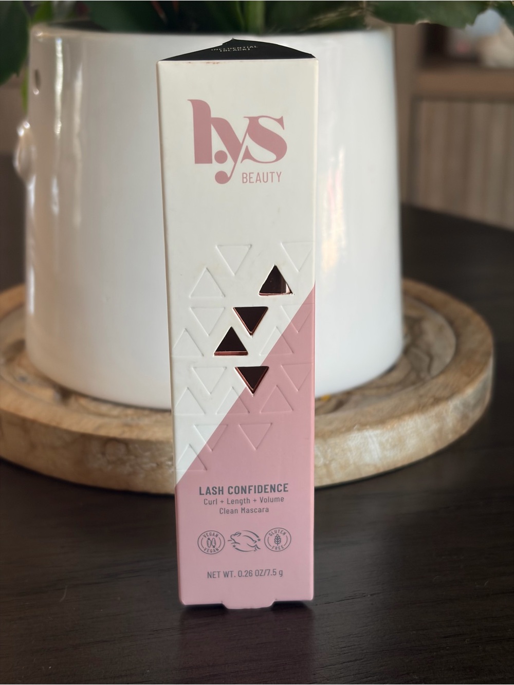Lash Confidence Mascara by Lys Beauty